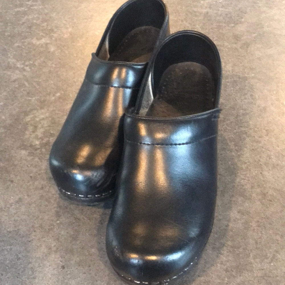 Sanita clogs